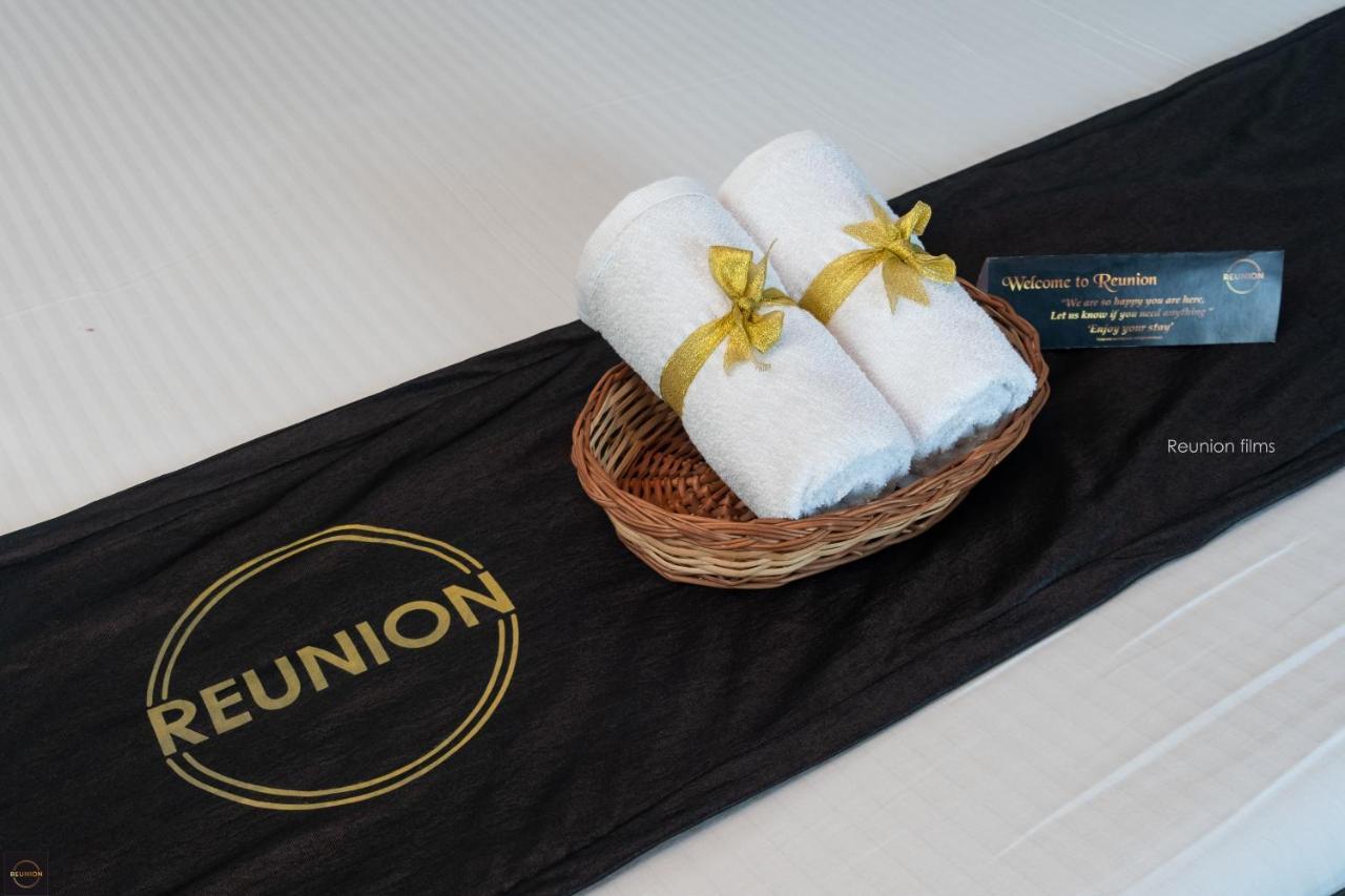 Hotel Reunion Ocean Tides Udupi Esterno foto